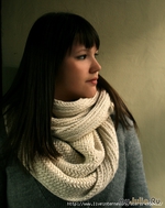   &quot; &quot;(Big Herringbone Cowl).  purl bee